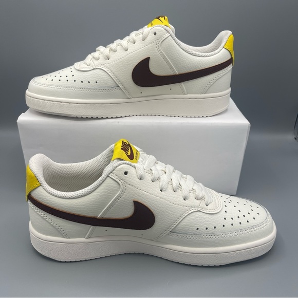 Chic and Comfortable: Nike Women's Court Vision Low - Sail/Yellow/Brown Size 7.5 - Picture 11 of 14